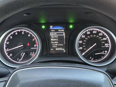 Used 2024 Toyota Camry LE image 10