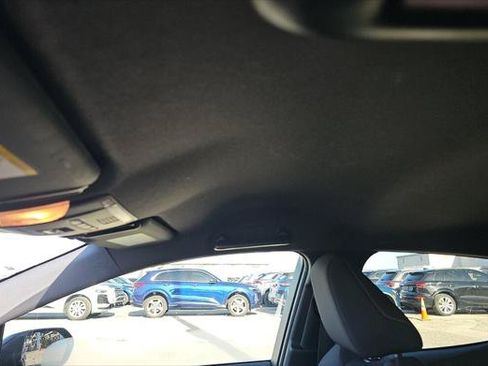 Used 2020 Toyota Corolla SE FWD image 13