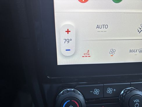 New 2025 Ford Ranger XLT w/ Equipment Group 301A High image 29