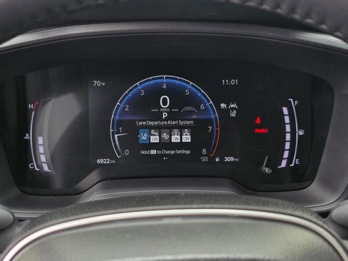 Used 2026 Toyota Corolla SE FWD image 14