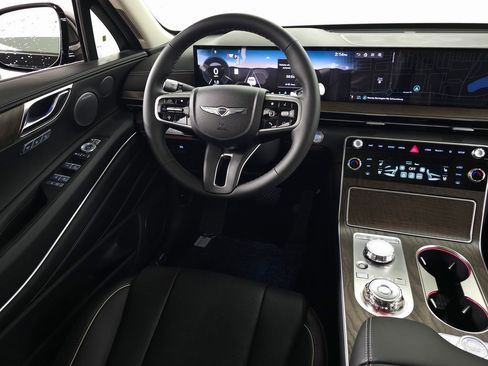 Used 2026 Genesis GV80 2.5T Advanced image 15