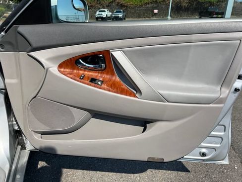 Used 2008 Toyota Camry XLE w/ Leather Pkg FWD image 30