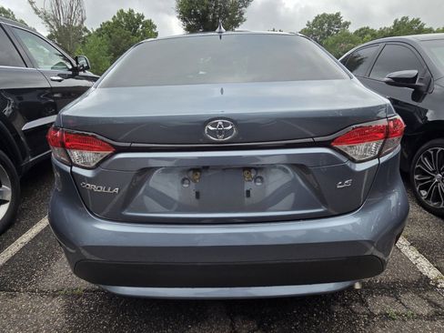 Used 2020 Toyota Corolla LE FWD image 4
