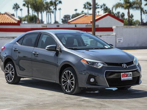 Used 2016 Toyota Corolla S FWD image 4