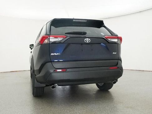 New 2025 Toyota RAV4 XLE image 22