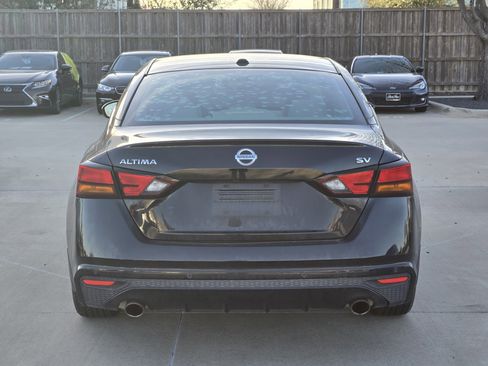 Used 2020 Nissan Altima 2.5 SV image 4