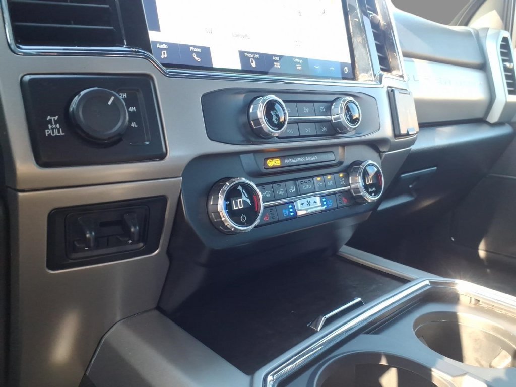 Used 2022 Ford F250 Lariat w/ Lariat Ultimate Package AWD/4WD image 25