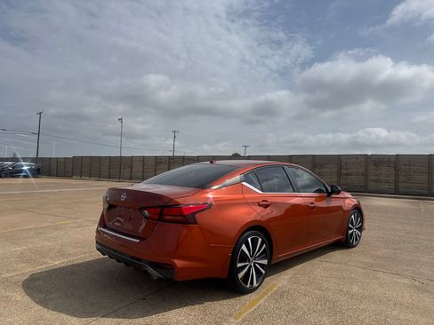 Certified 2022 Nissan Altima 2.5 SR FWD image 22