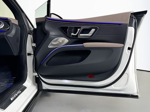 Certified 2023 Mercedes-Benz EQS AMG AMG EQS image 23