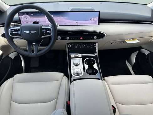 New 2026 Genesis GV70 2.5T AWD/4WD image 18