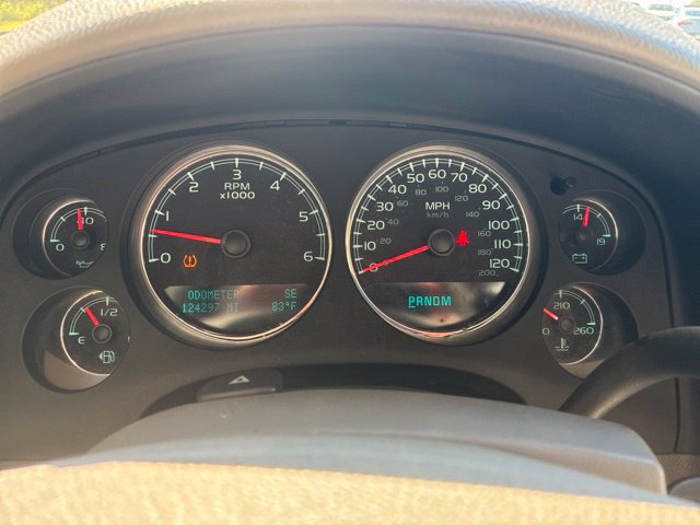 Used 2010 Chevrolet Tahoe LT AWD/4WD image 2