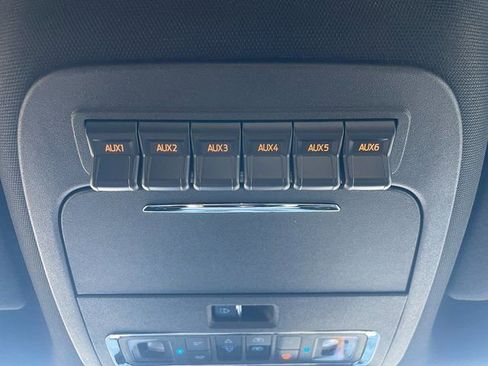 New 2026 Ford F250 Platinum w/ FX4 Off-Road Package image 36