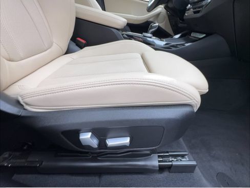 Used 2023 BMW X3 sDrive30i w/ Convenience Package RWD image 32