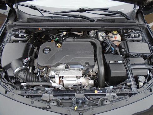 Used 2021 Chevrolet Malibu LT w/ Midnight Edition image 18