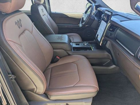 Used 2024 Ford Expedition King Ranch RWD image 23