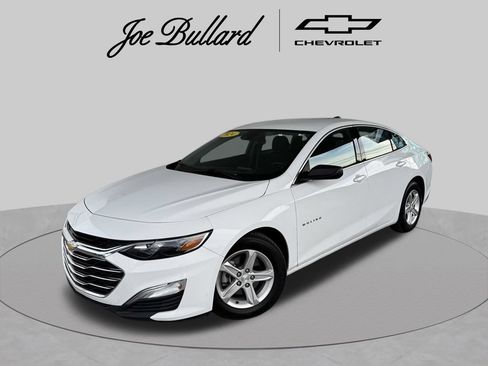 Used 2023 Chevrolet Malibu LS FWD image 1
