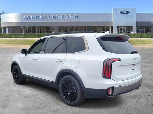 Used 2023 Kia Telluride SX X-Line image 3
