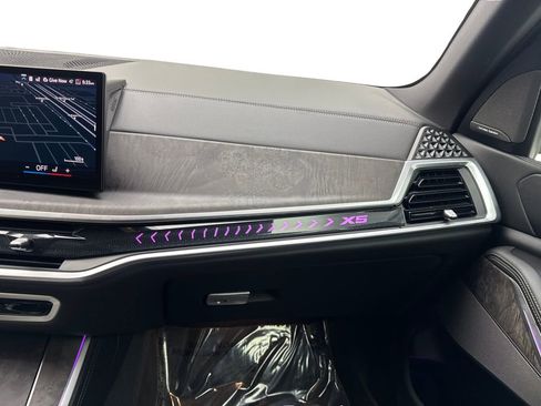 Used 2024 BMW X5 xDrive40i w/ Parking Assistance Package AWD/4WD image 59