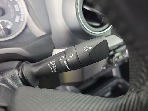 Used 2022 Toyota Tacoma SR5 w/ SR5 Appearance Package (SM) RWD image 20