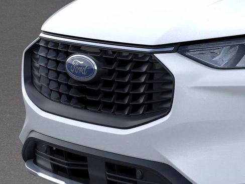 New 2025 Ford Escape SE image 17