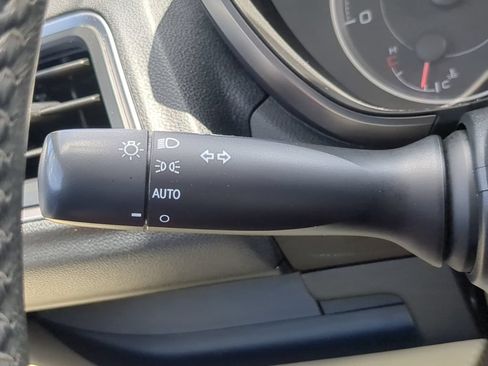 Used 2019 Subaru Ascent Premium AWD/4WD image 26