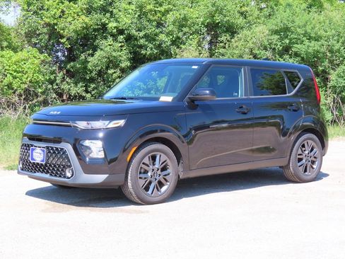 Certified 2022 Kia Soul EX FWD image 9