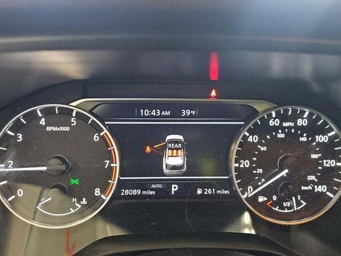 Certified 2023 Nissan Rogue SV w/ SV Premium B Package AWD/4WD image 10