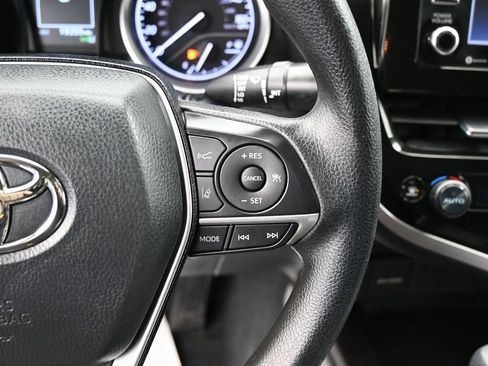 Used 2023 Toyota Camry LE image 19