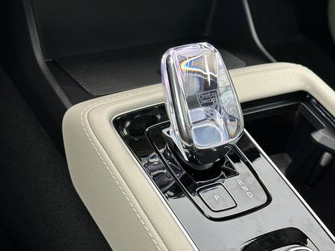 New 2026 Volvo XC90 B6 Ultra w/ Protection Package AWD/4WD image 21