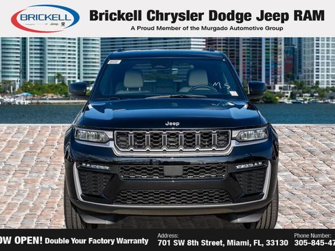 Used 2026 Jeep Grand Cherokee Limited RWD image 2