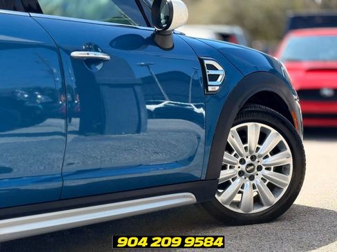 Used 2019 MINI Cooper Countryman w/ Premium Package FWD image 8