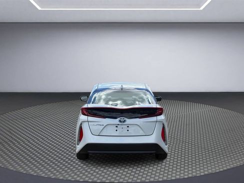 Used 2017 Toyota Prius Prime Plus w/ Carpet Mat Package FWD image 6