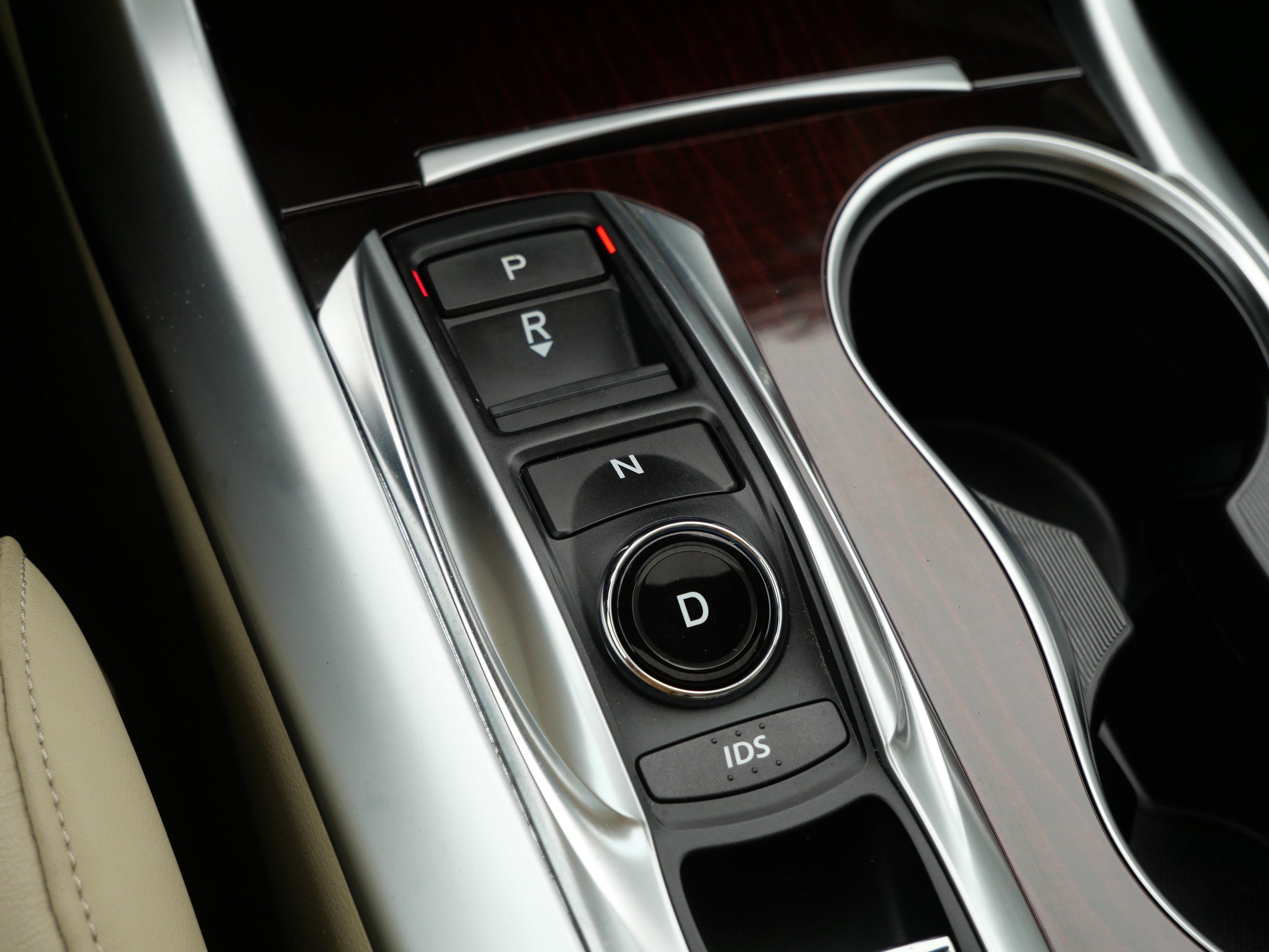 Used 2015 Acura TLX w/ Technology Package FWD image 24