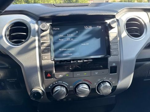 Used 2021 Toyota Tundra SR5 AWD/4WD image 19
