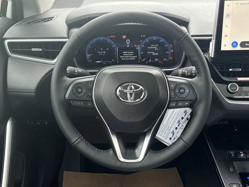 New 2026 Toyota Corolla Cross XLE image 12