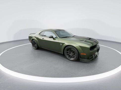 Used 2018 Dodge Challenger SRT Hellcat RWD image 25
