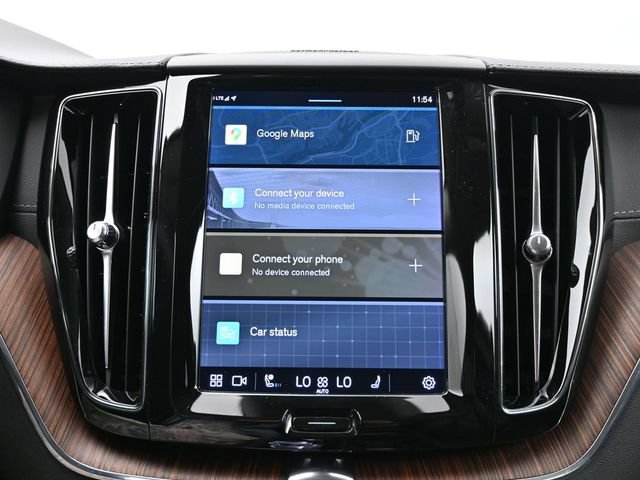 Used 2023 Volvo XC60 B5 Ultimate w/ Climate Package FWD image 14