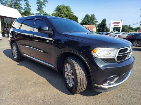 Used 2017 Dodge Durango SXT w/ Quick Order Package 23B AWD/4WD image 3