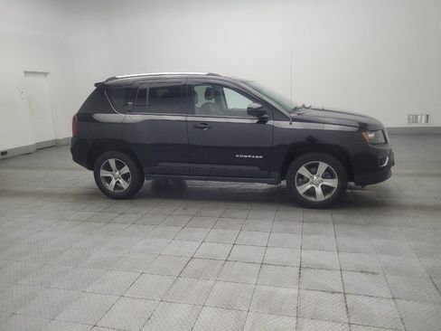 Used 2017 Jeep Compass High Altitude AWD/4WD image 11