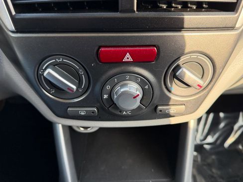 Used 2013 Subaru Forester 2.5X Premium image 13