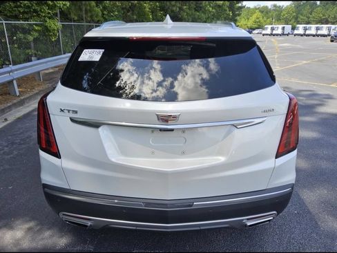 Used 2024 Cadillac XT5 Premium Luxury w/ Technology Package FWD image 5