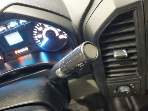 Used 2020 Ford F150 XL image 22
