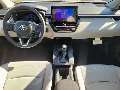 New 2026 Toyota Corolla Cross LE AWD/4WD image 11