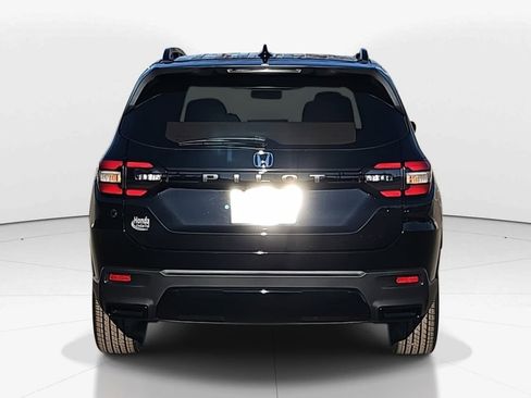 New 2026 Honda Pilot Sport image 6