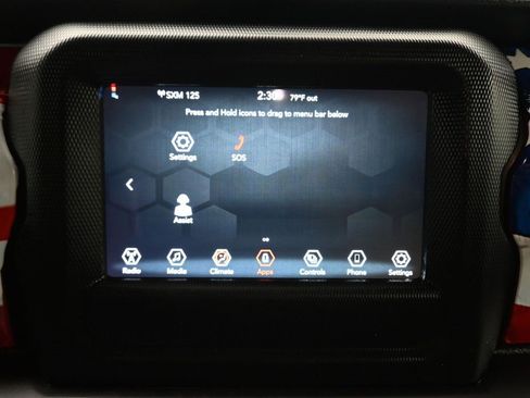 Used 2022 Jeep Wrangler Sport image 17