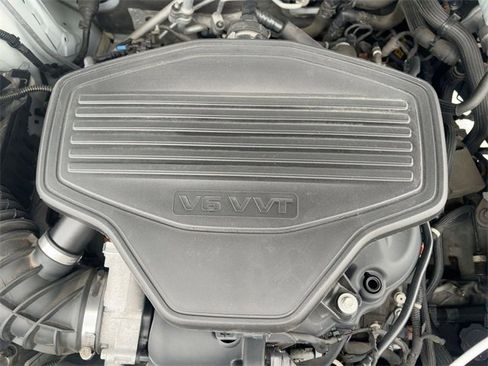 Used 2019 GMC Acadia SLT image 32