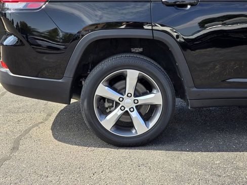 Used 2022 Jeep Grand Cherokee L Limited image 10