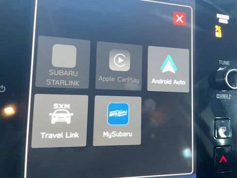 Used 2024 Subaru Ascent Premium w/ Convenience Package image 11