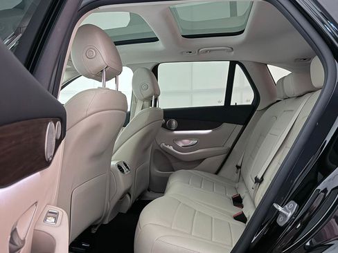 Used 2021 Mercedes-Benz GLC 300 4MATIC w/ Multimedia Package image 22