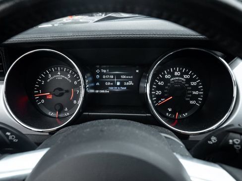 Used 2015 Ford Mustang GT Premium RWD image 2